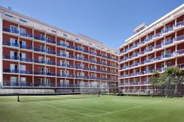 Pista Tenis Hotel Don Juan - centro deportivo en Lloret de Mar
