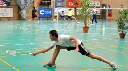 Polideportivo Fuente Del Rey - centro deportivo en Soria