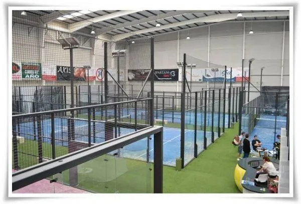 Quality Indoor Padel - centro deportivo en Crevillent