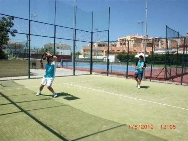 Racket Club Fuengirola - centro deportivo en Fuengirola