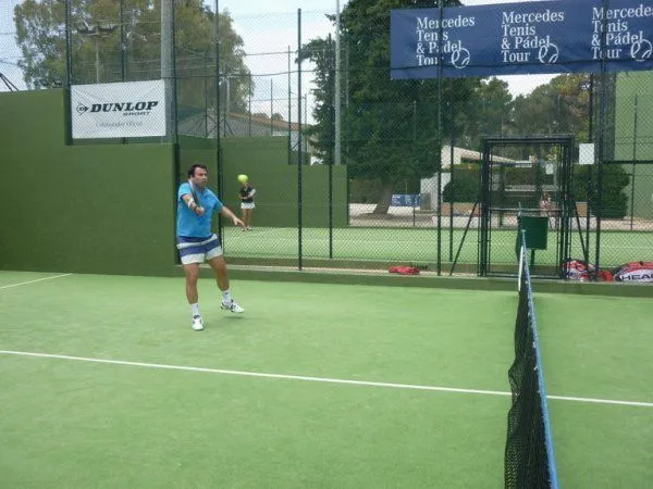 Real Club Pineda - centro deportivo en Sevilla