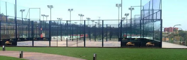 Sant Just Padel Club - centro deportivo en Sant Just Desvern