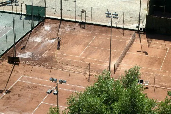 Societat Esportiva Corbera - Tennis I Padel - centro deportivo en Corbera de Llobregat