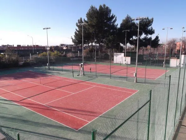 Sport Club La Mallola - centro deportivo en Esplugues de Llobregat