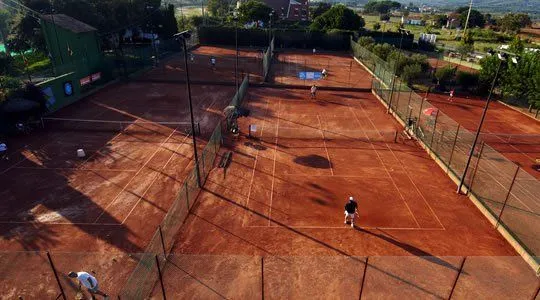 Tennis & Padel Piper's - centro deportivo en Calonge