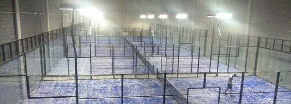 Zona Padel Bizkaia - centro deportivo en Zamudio
