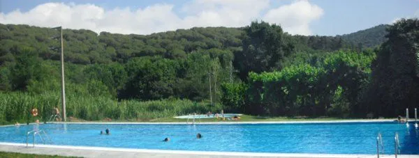 Zona Recreativa Municipal De Can Batlle - centro deportivo en Dosrius