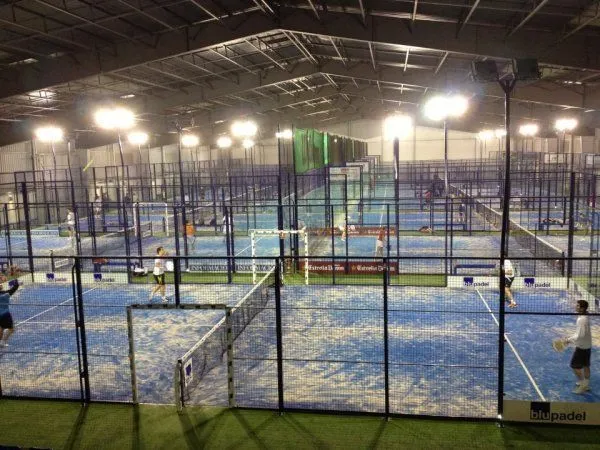 Blupadel - Club De Padel Indoor - centro deportivo en Alacant