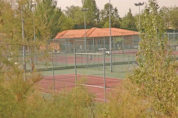 Centro Deportivo Municipal La Elipa - centro deportivo en Madrid