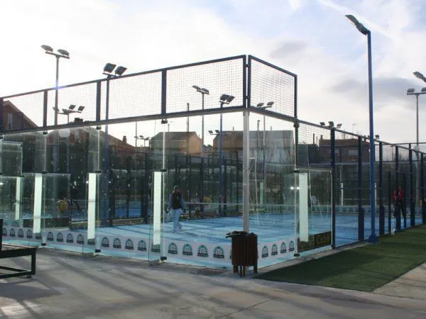 Montecanal Centro Deportivo - centro deportivo en Zaragoza
