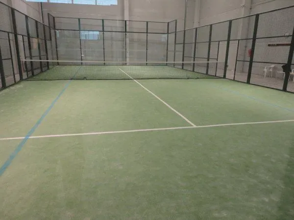 Padel365 Valencia - centro deportivo en Pobla de Vallbona